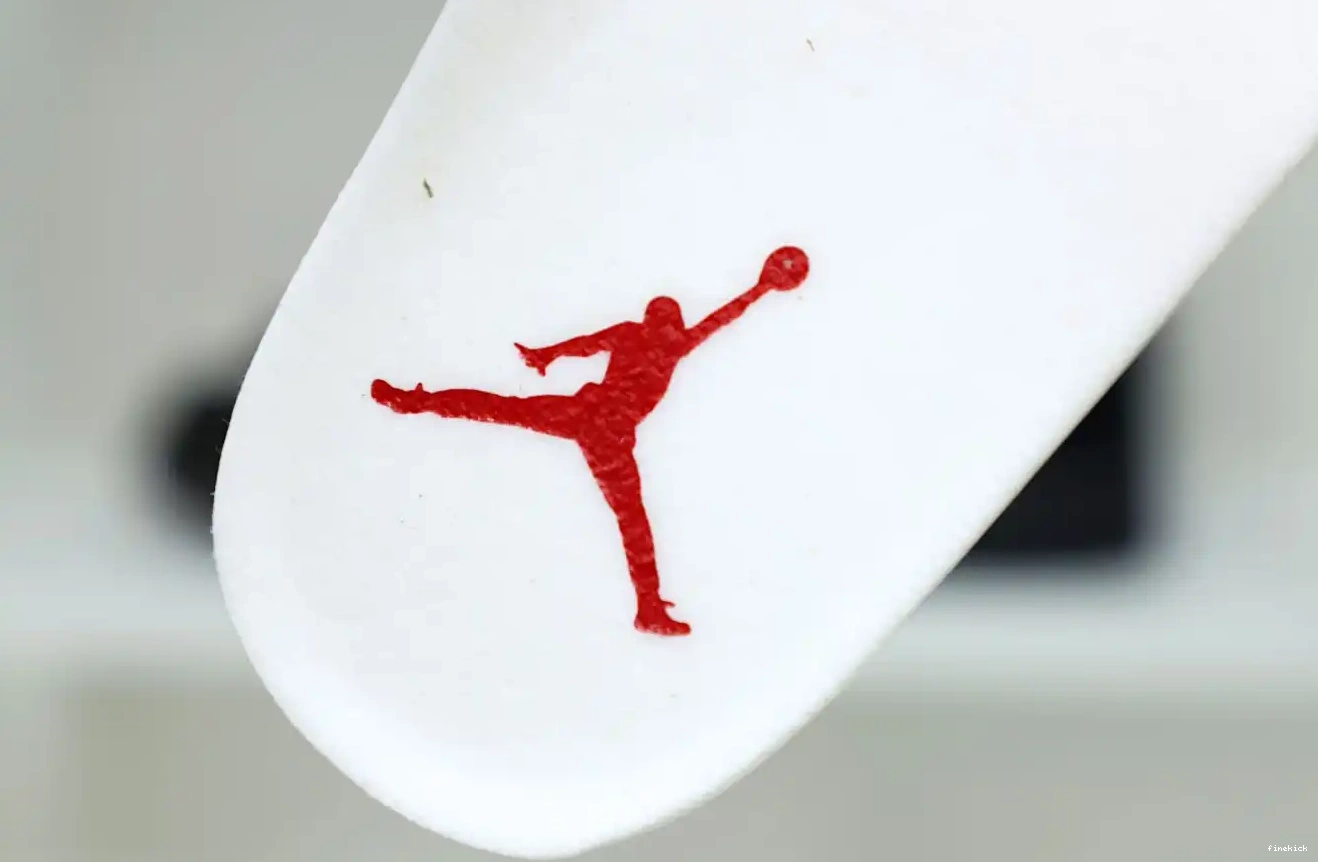 JORDAN OREO RED AIR 6 0628